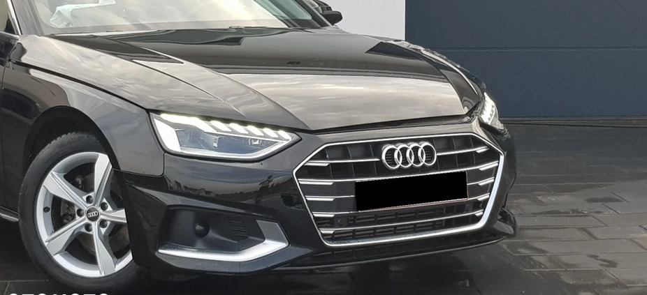 Audi A4 cena 59900 przebieg: 31000, rok produkcji 2021 z Poznań małe 172